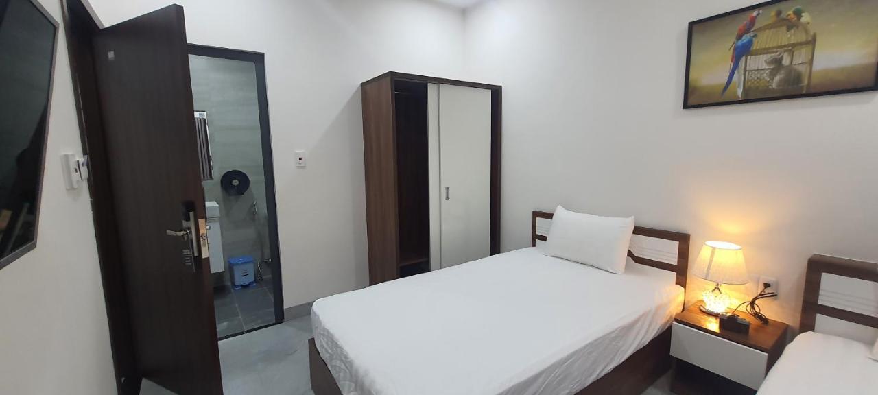 Karola Hotel Da Nang Exteriör bild