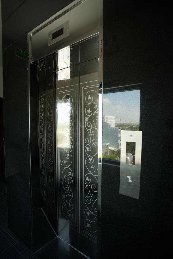Karola Hotel Da Nang Exteriör bild
